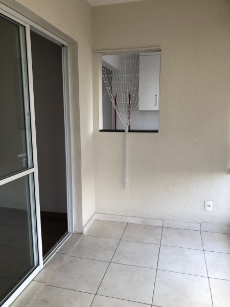 Apartamento à venda com 2 quartos, 69m² - Foto 5