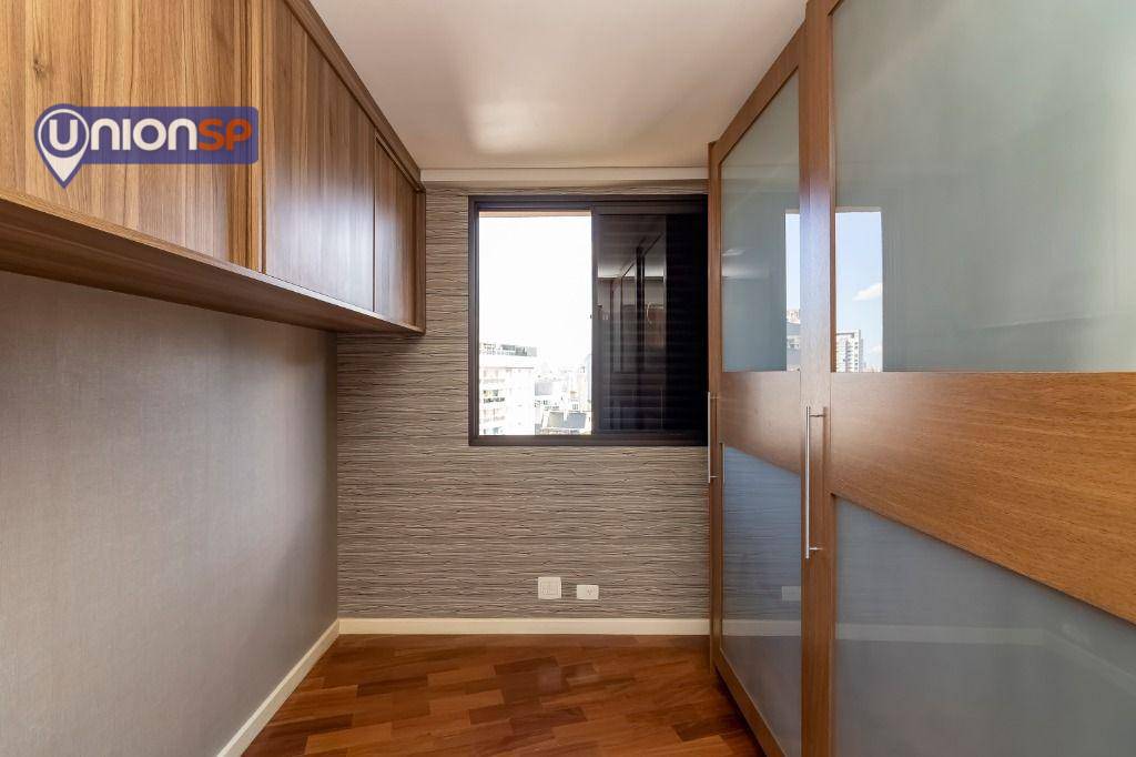 Apartamento à venda com 3 quartos, 206m² - Foto 15