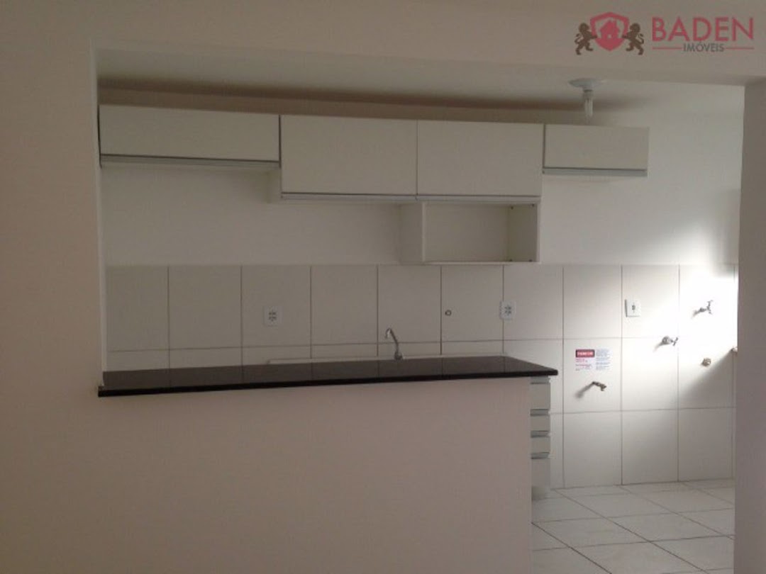 Apartamento à venda com 2 quartos, 40m² - Foto 2