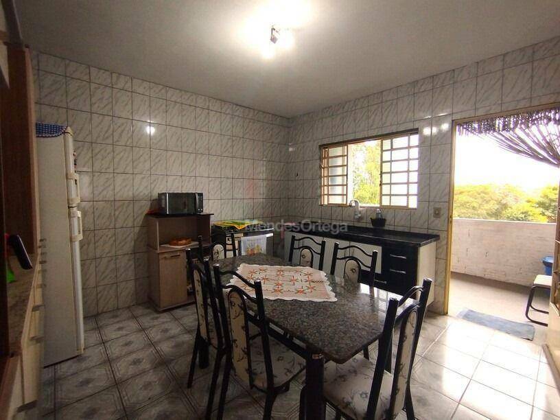 Casa à venda com 3 quartos, 102m² - Foto 7