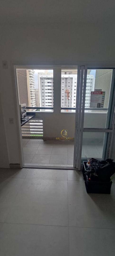 Apartamento à venda com 2 quartos, 55m² - Foto 4