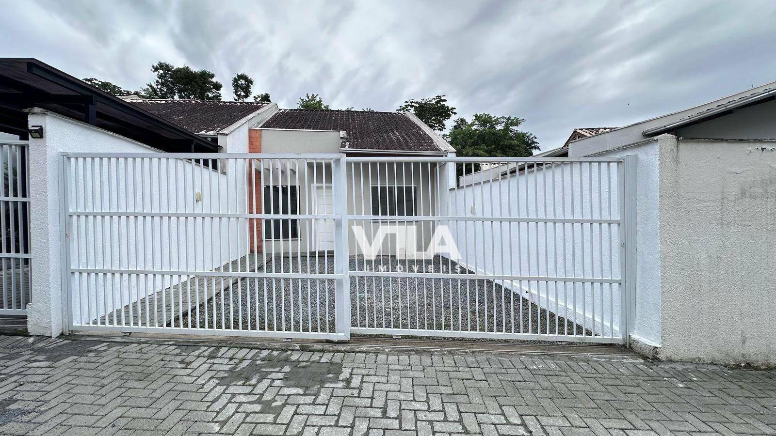 Casa à venda com 2 quartos, 58m² - Foto 2