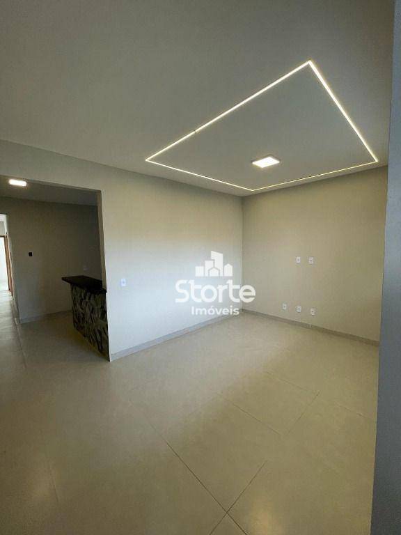 Apartamento à venda com 2 quartos, 67m² - Foto 5