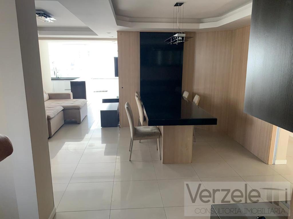 Apartamento para alugar com 3 quartos, 170m² - Foto 5