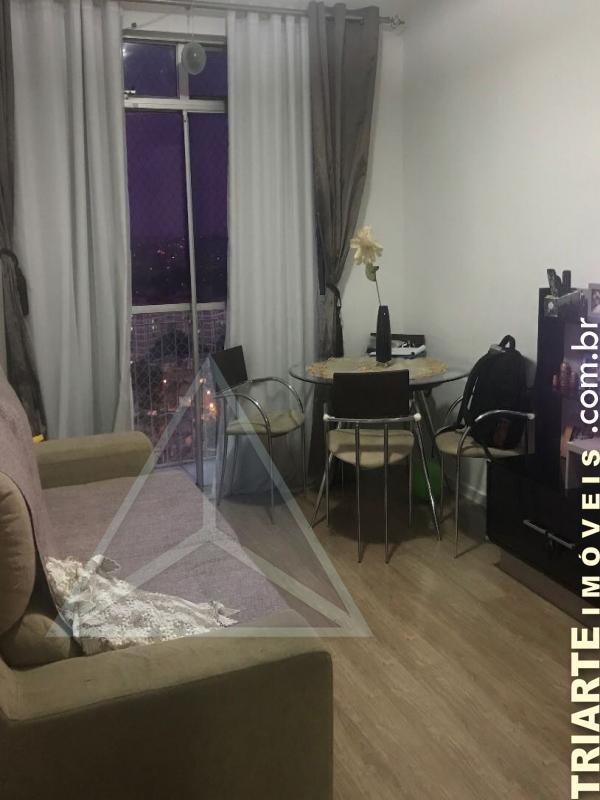 Apartamento à venda com 3 quartos, 77m² - Foto 1