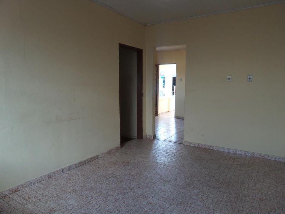 Casa à venda com 2 quartos, 180m² - Foto 4