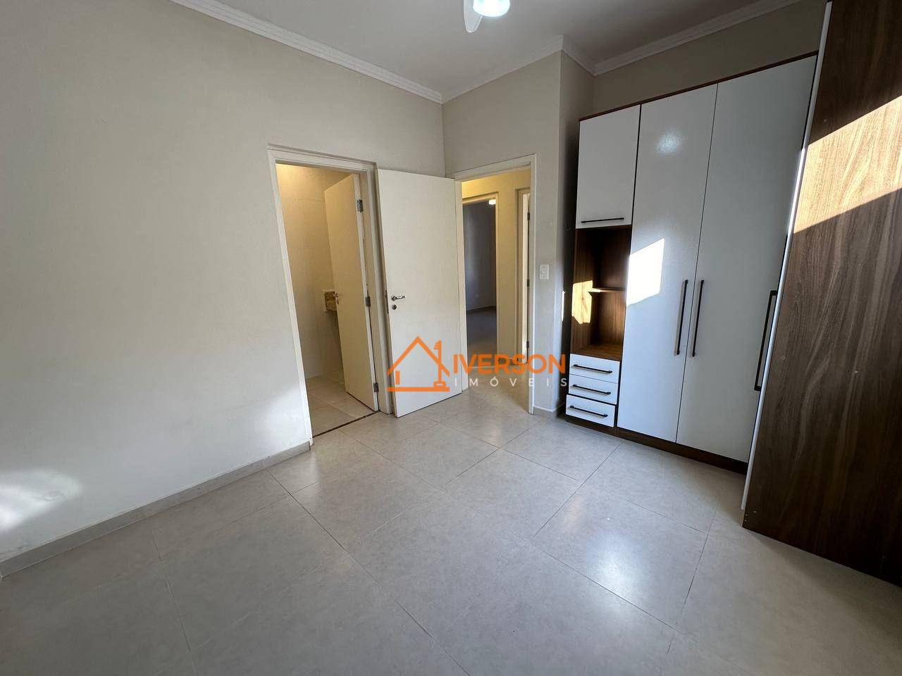 Casa à venda com 3 quartos, 154m² - Foto 17