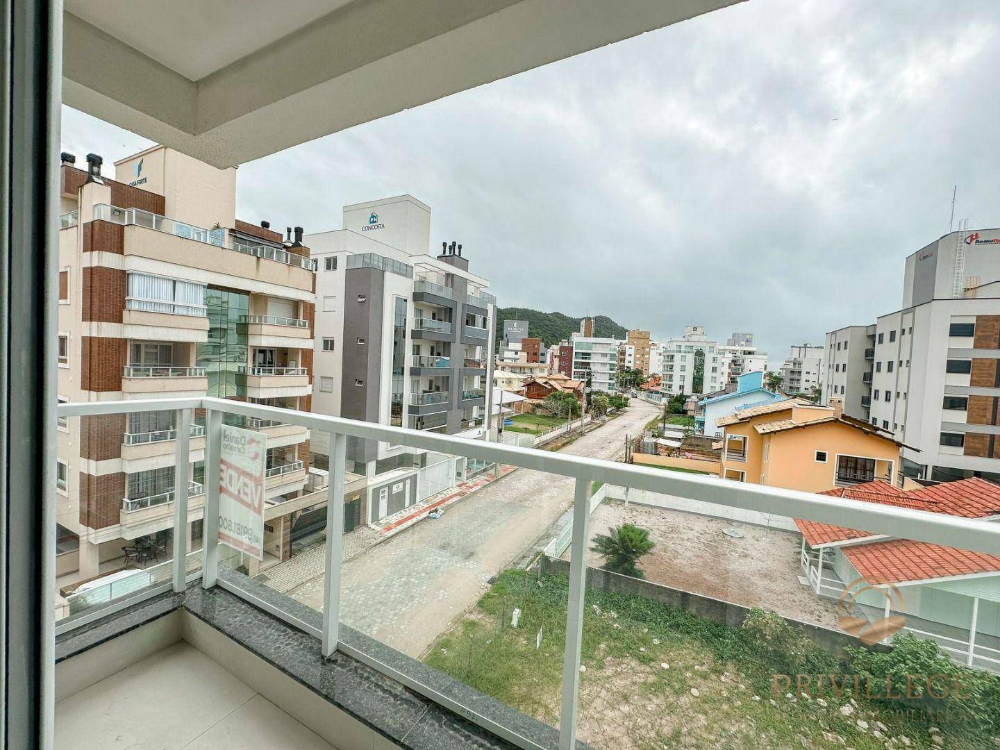 Apartamento à venda com 3 quartos, 82m² - Foto 3