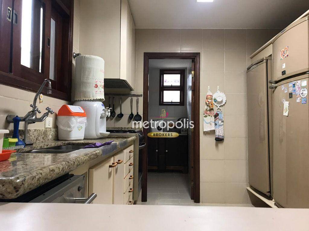 Sobrado à venda e aluguel com 4 quartos, 613m² - Foto 30