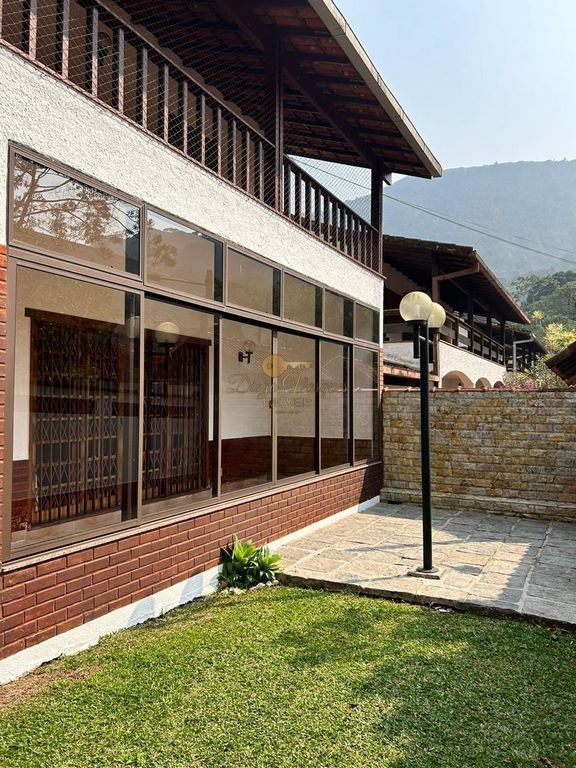 Casa de Condomínio à venda com 4 quartos, 350m² - Foto 29