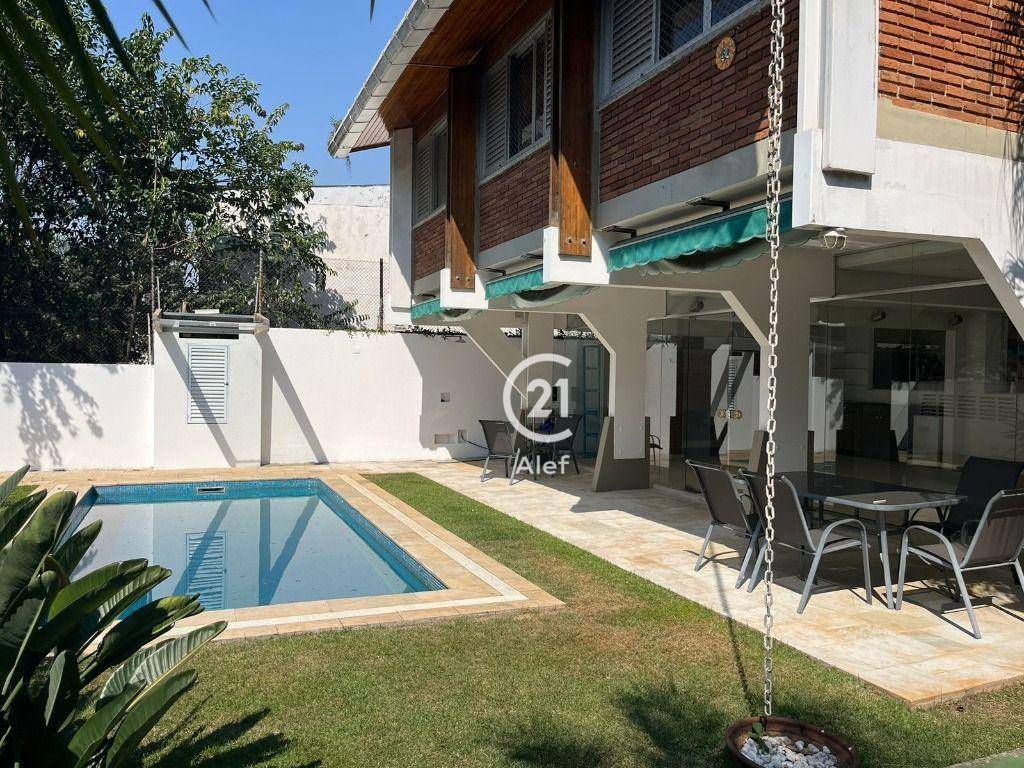 Casa à venda e aluguel com 3 quartos, 359m² - Foto 1