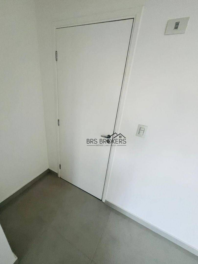 Apartamento à venda com 2 quartos, 46m² - Foto 33