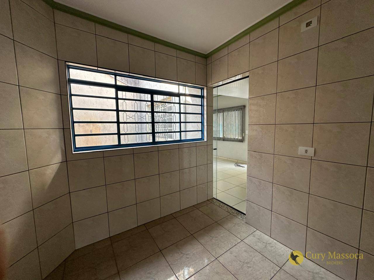 Casa à venda com 3 quartos, 80m² - Foto 2