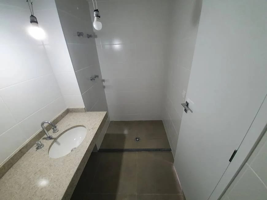 Apartamento à venda com 2 quartos, 72m² - Foto 11