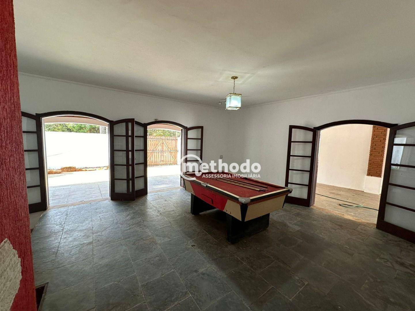 Casa para alugar com 3 quartos, 362m² - Foto 3