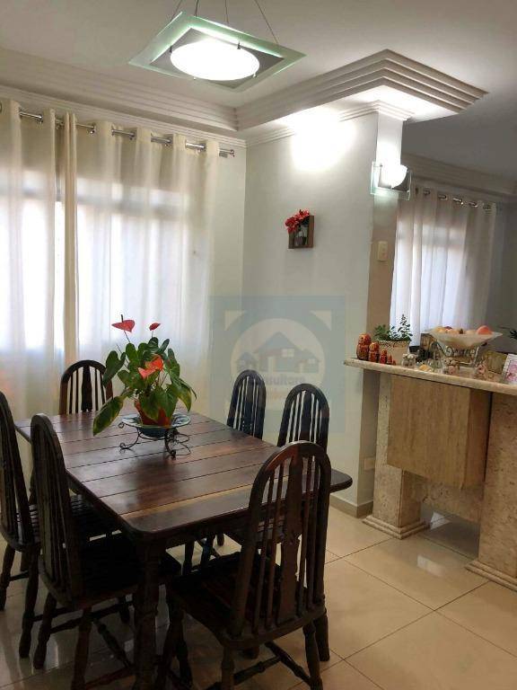 Apartamento à venda com 4 quartos, 150m² - Foto 3