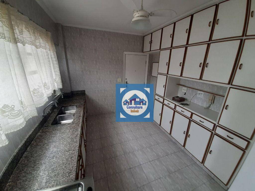 Apartamento à venda com 3 quartos, 166m² - Foto 35