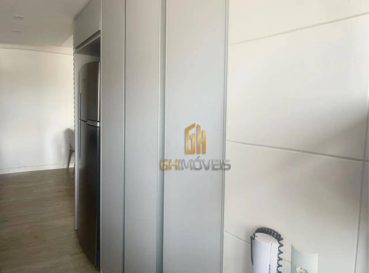 Apartamento à venda com 2 quartos, 62m² - Foto 10