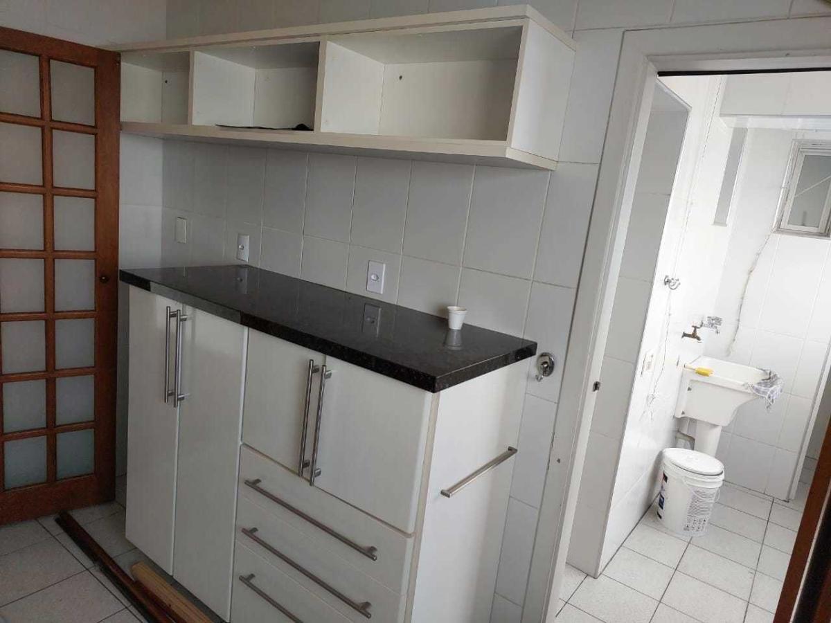 Apartamento à venda com 3 quartos, 95m² - Foto 17