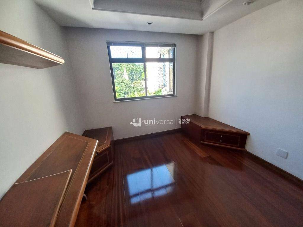 Apartamento à venda com 4 quartos, 220m² - Foto 24