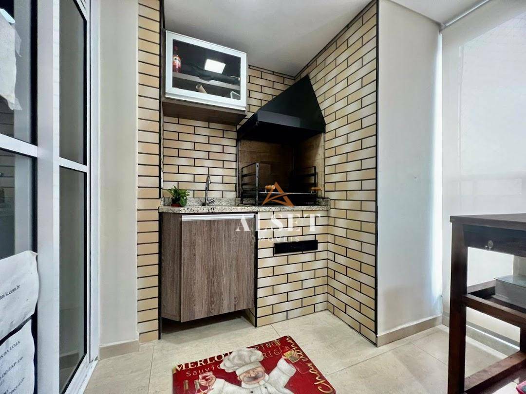 Apartamento à venda com 3 quartos, 123m² - Foto 5