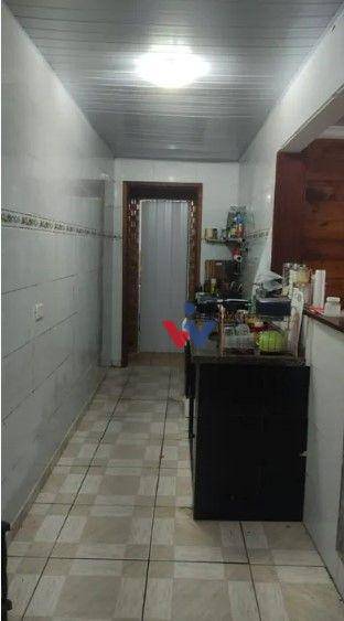 Casa à venda com 3 quartos, 75m² - Foto 15