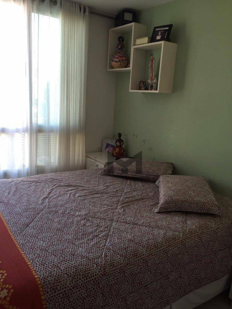 Apartamento à venda com 3 quartos, 98m² - Foto 17