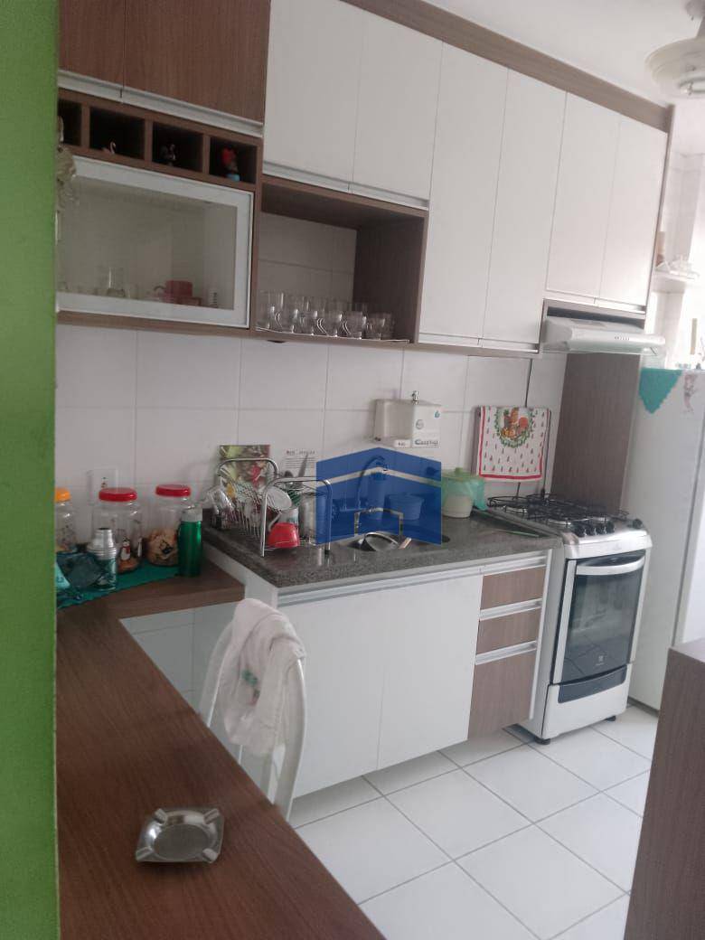 Apartamento à venda com 2 quartos, 51m² - Foto 2