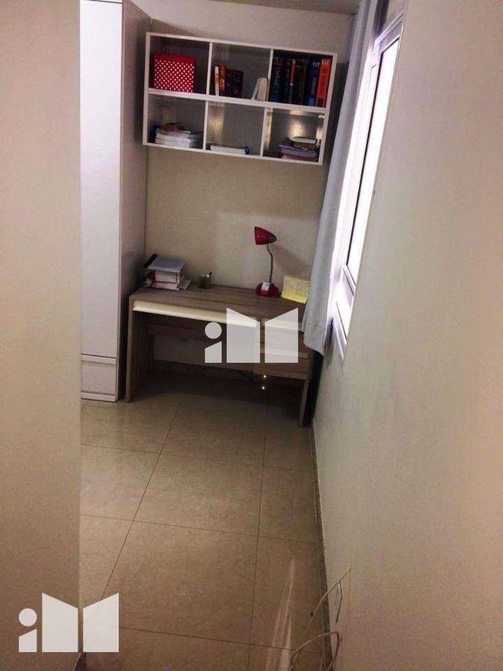 Apartamento à venda com 4 quartos, 150m² - Foto 17