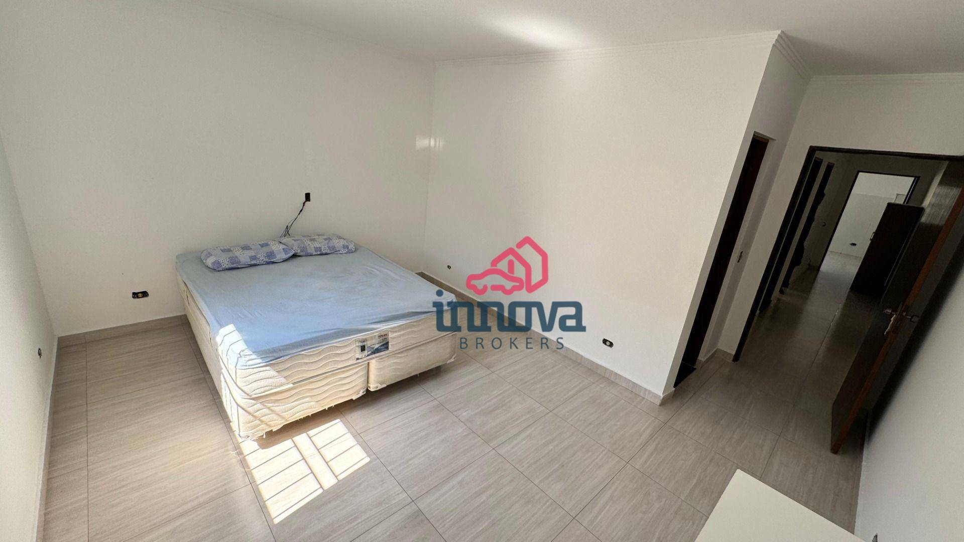 Casa à venda com 3 quartos, 339m² - Foto 11