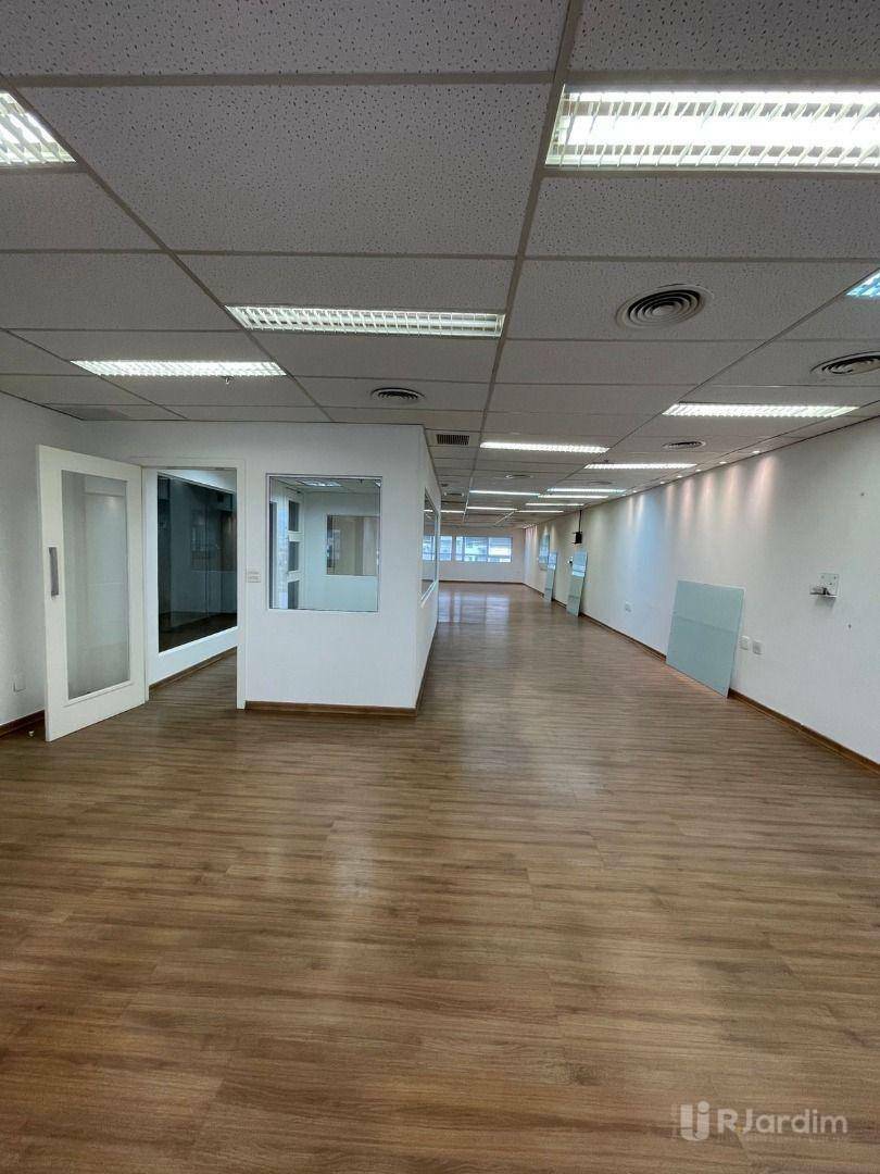 Prédio Inteiro para alugar, 300m² - Foto 15