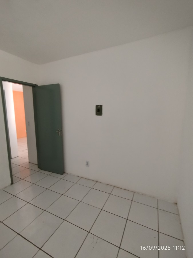 Casa para alugar com 2 quartos, 100m² - Foto 15