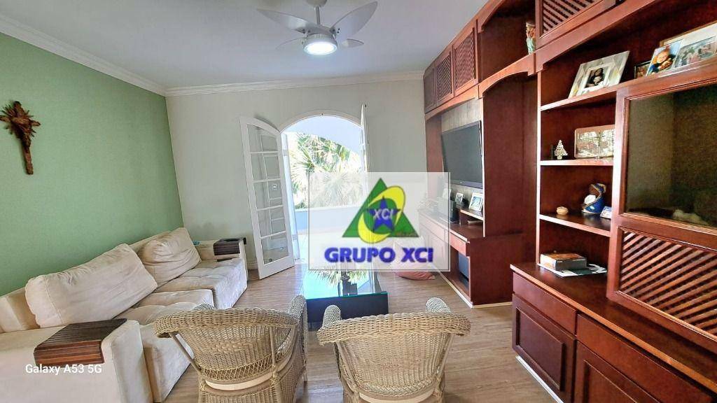 Casa para alugar com 4 quartos, 800m² - Foto 46