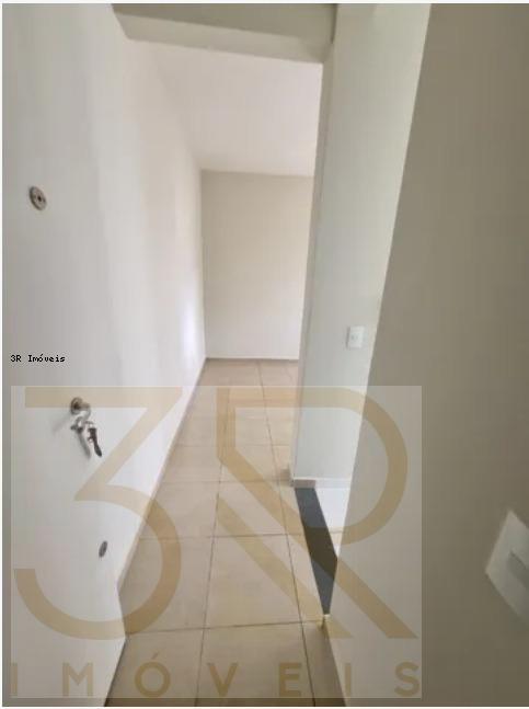 Apartamento à venda com 2 quartos, 46m² - Foto 4