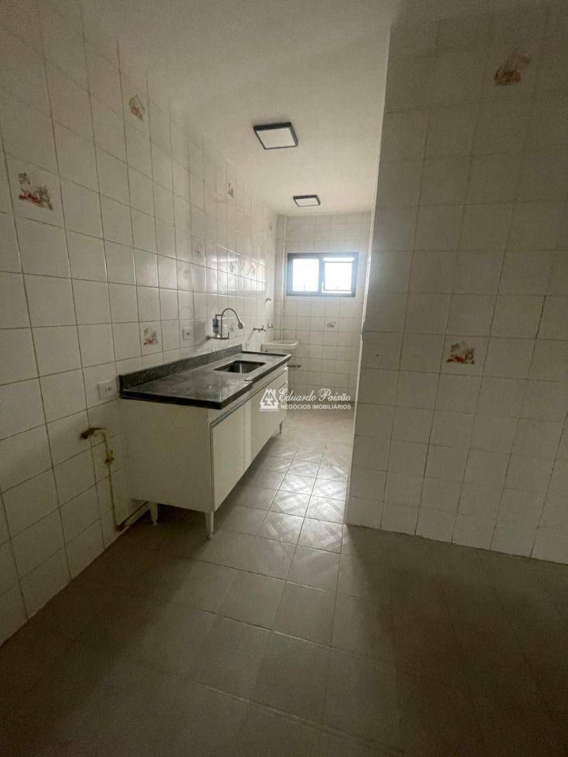 Apartamento à venda com 2 quartos, 73m² - Foto 6