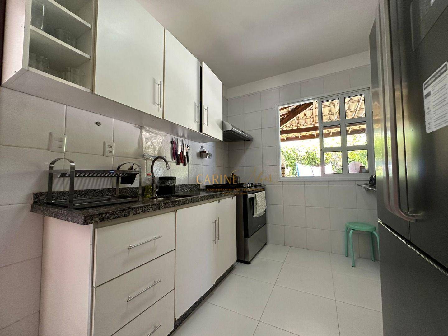 Casa de Condomínio para alugar com 3 quartos, 250m² - Foto 14