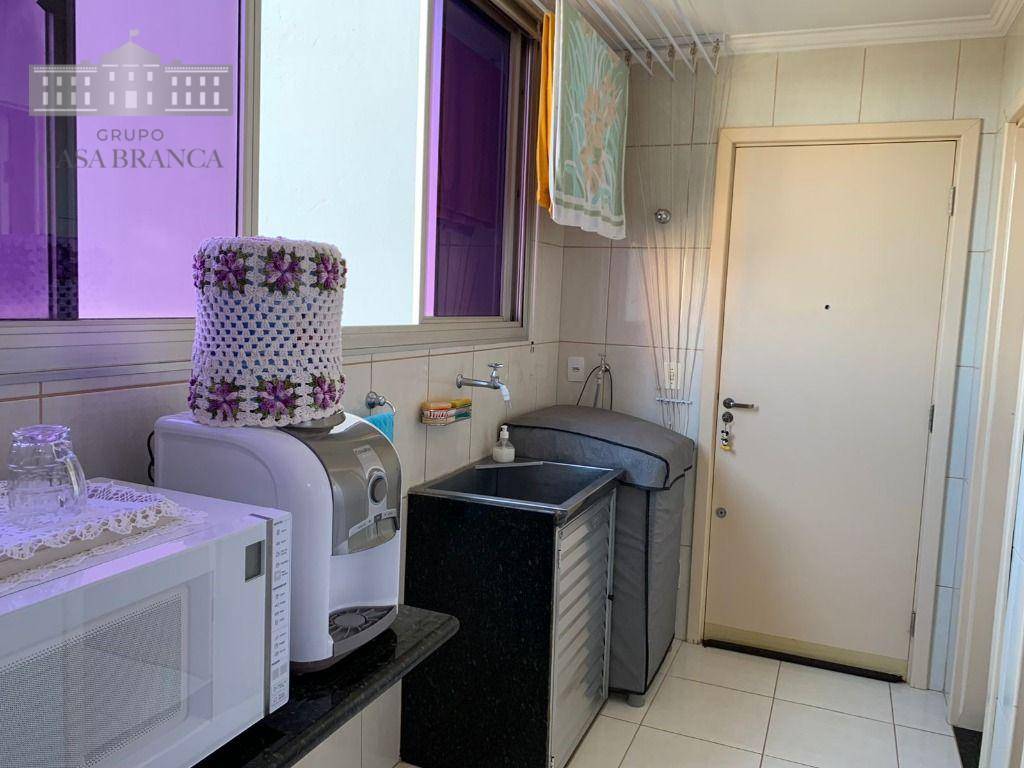 Apartamento à venda com 3 quartos, 189m² - Foto 15