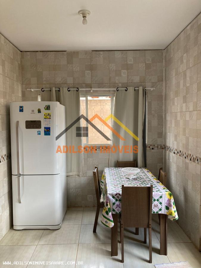 Casa à venda com 3 quartos, 200m² - Foto 7