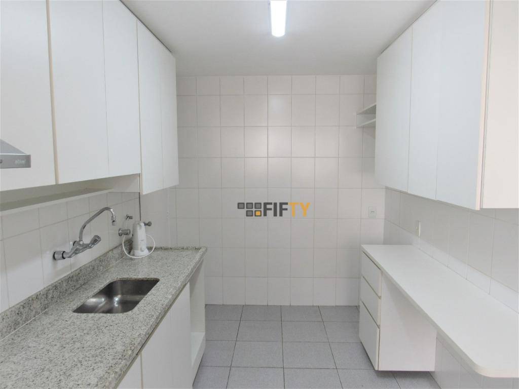 Apartamento à venda com 3 quartos, 87m² - Foto 6