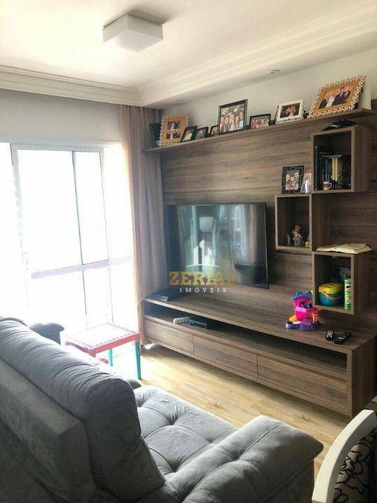 Apartamento à venda com 2 quartos, 70m² - Foto 3