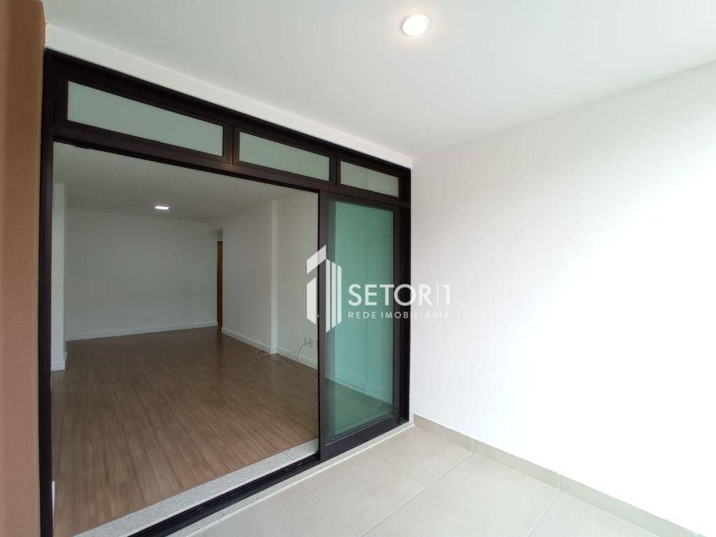 Apartamento para alugar com 2 quartos, 106m² - Foto 8