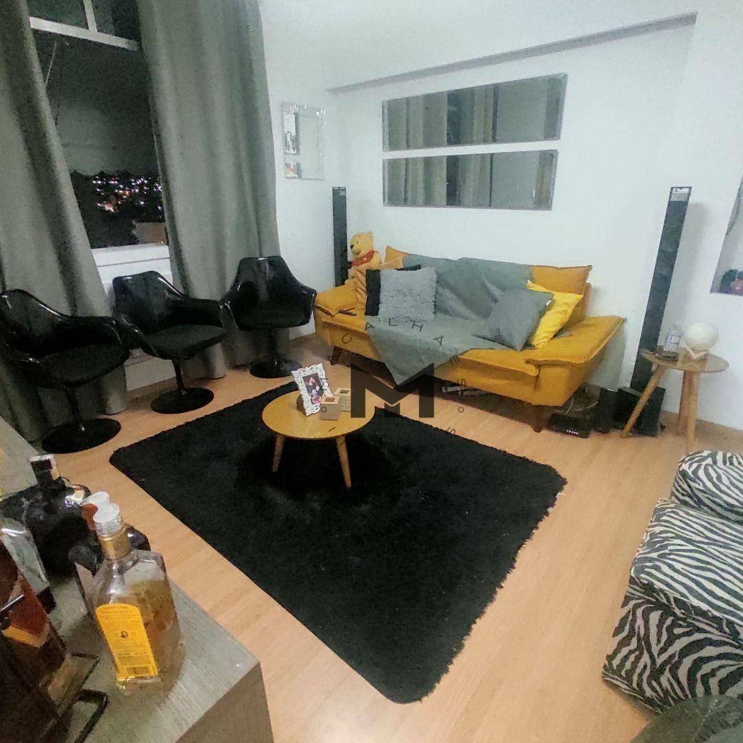 Apartamento à venda com 2 quartos, 65m² - Foto 1