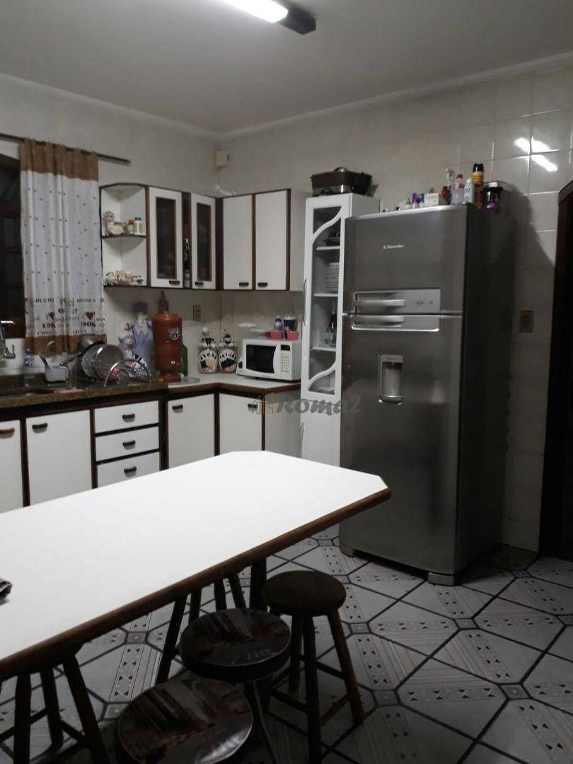 Sobrado à venda com 3 quartos, 175M2 - Foto 17