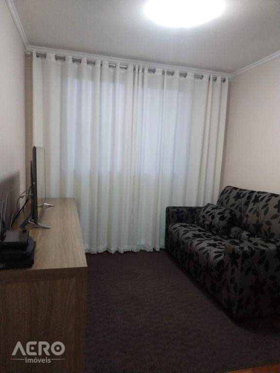 Apartamento à venda com 3 quartos, 74m² - Foto 4