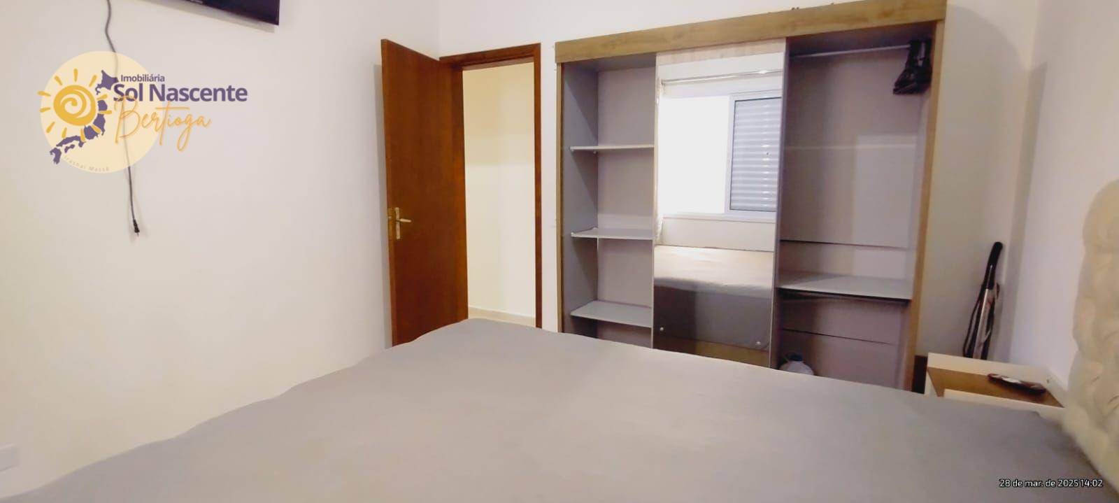 Casa à venda e aluguel com 3 quartos, 81m² - Foto 12