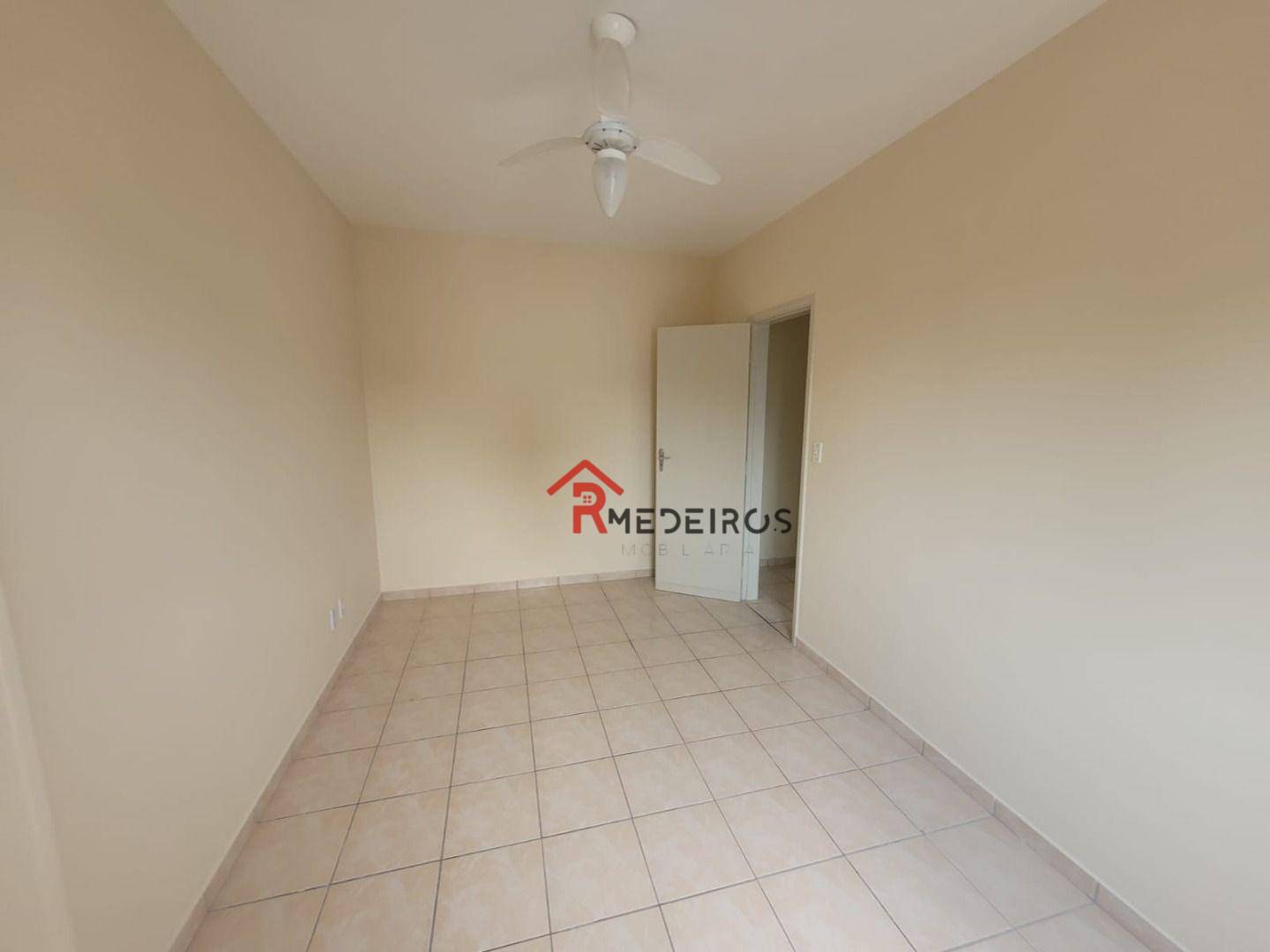 Apartamento para alugar com 2 quartos, 76m² - Foto 14