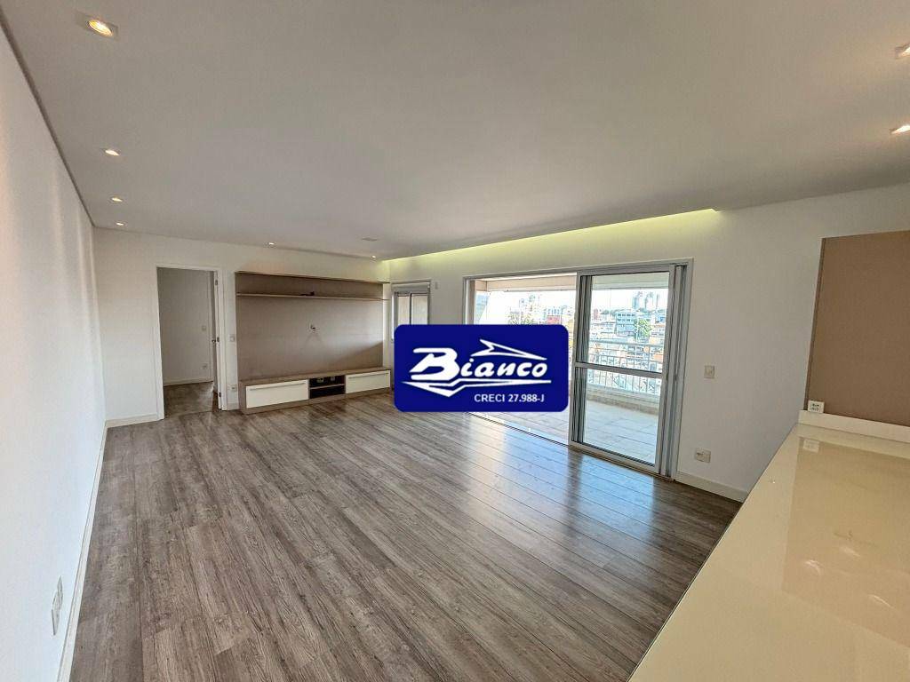 Apartamento para alugar com 2 quartos, 116m² - Foto 4