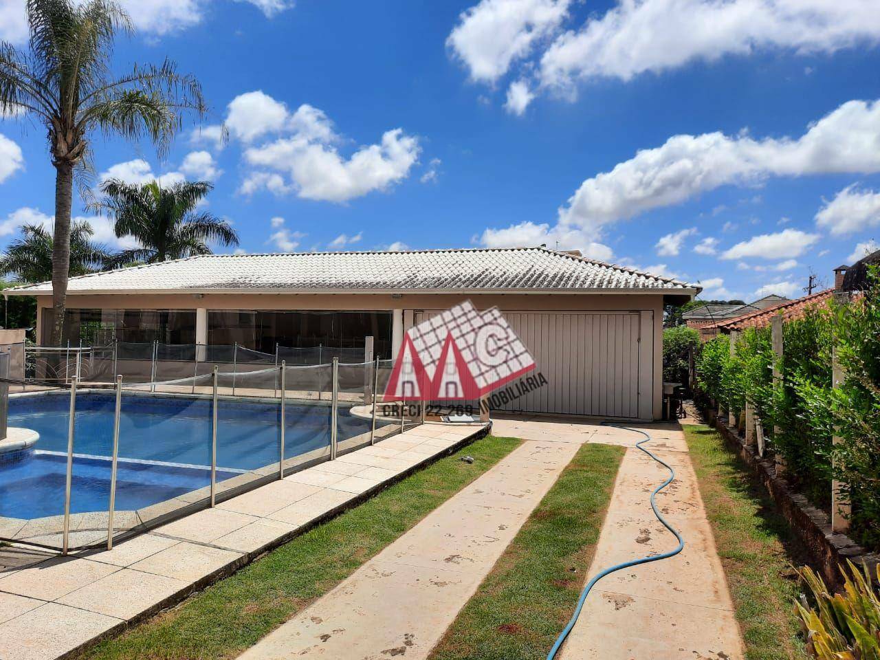 Casa de Condomínio à venda com 3 quartos, 540m² - Foto 2