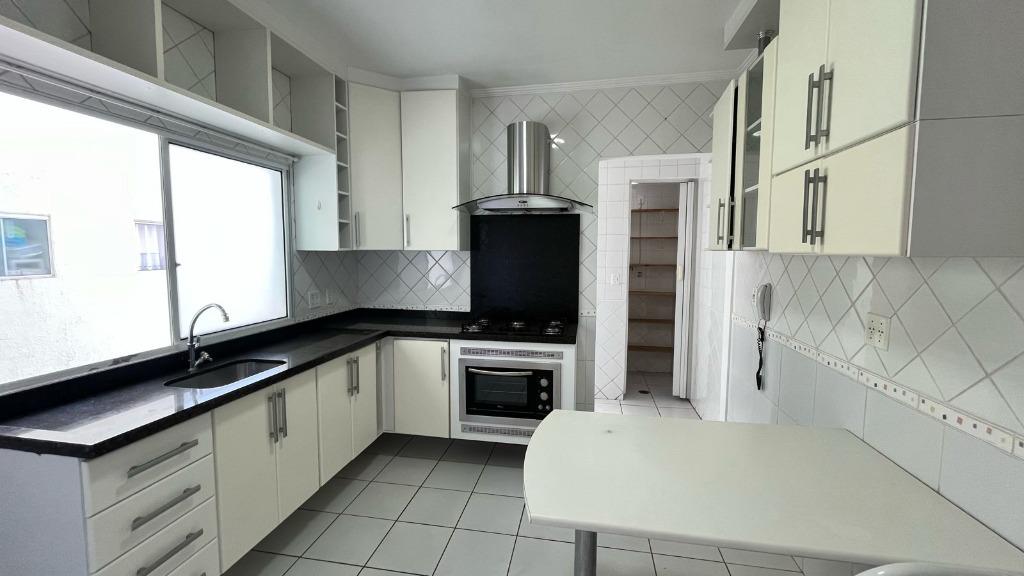 Apartamento à venda com 3 quartos, 109m² - Foto 1