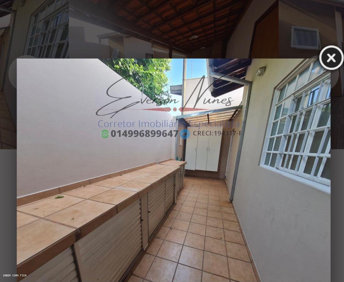 Casa à venda com 3 quartos, 300m² - Foto 6